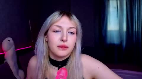 kittykendall online show from April 12, 2026, 3:06 pm
