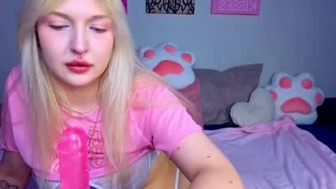 kittykendall online show from May 5, 2026, 6:05 pm
