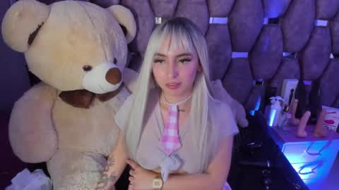 Snapshot of kittylovely__ chatting on March 7, 2025, 8:02 am kittylovely online show from March 7, 2025, 8:02 am