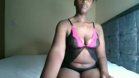 Snapshot of kittypettite chatting on September 30, 2025, 4:01 pm Kittypettite online show from September 30, 2025, 4:01 pm