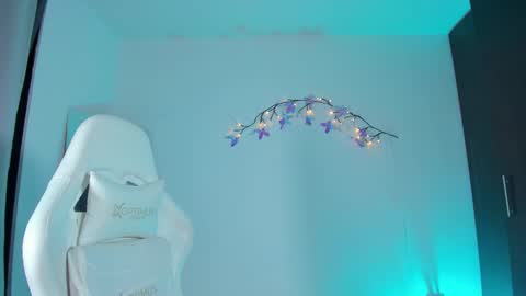 kitty online show from March 16, 2026, 5:44 am