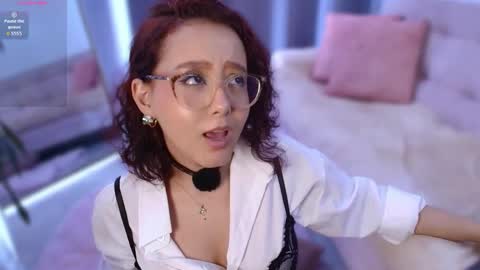 Snapshot of kittysophie_ chatting on May 27, 2026, 9:12 pm Sophie online show from May 27, 2026, 9:12 pm