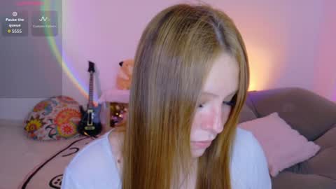 Snapshot of kittytimberlake chatting on July 17, 2026, 3:39 pm K I T T Y online show from July 17, 2026, 3:39 pm
