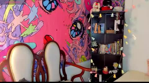 Kitty Zen online show from September 25, 2025, 6:00 pm