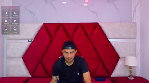 Luisa y Jairo online show from November 18, 2025, 12:20 pm