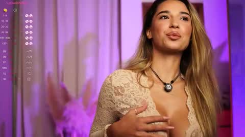 Erika online show from September 21, 2025, 7:26 pm