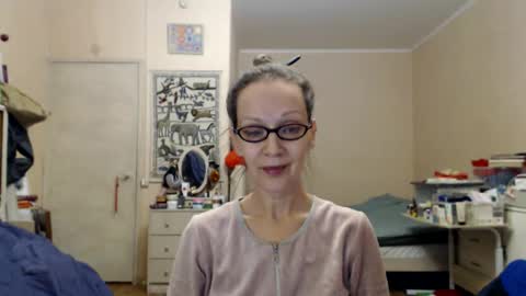 KiuminBerry online show from December 22, 2024, 8:03 pm