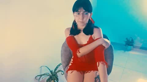 Little piece of fruit online show from December 24, 2024, 9:11 pm