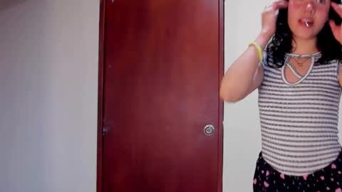 kiwi_mmm online show from January 11, 2025, 10:51 pm