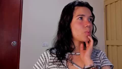 kiwi_mmm online show from January 12, 2025, 1:53 am