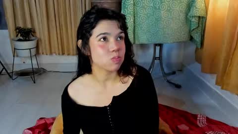 kiwi_mmm online show from March 9, 2025, 9:36 pm