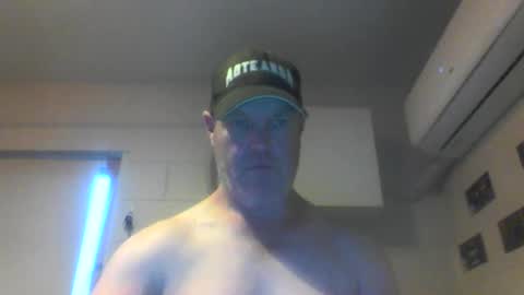 Snapshot of kiwiguy19773 chatting on December 30, 2024, 5:37 am kiwiguy19773 online show from December 30, 2024, 5:37 am