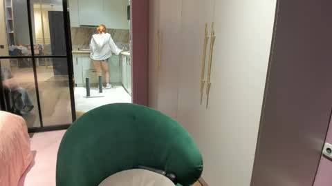 Yuna online show from April 22, 2026, 3:24 pm