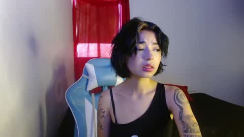 kiyu online show from October 19, 2025, 5:57 pm