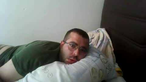 kkadam1 online show from September 13, 2025, 7:08 am