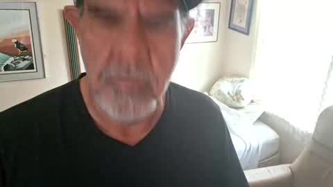kkevinp2025 online show from September 15, 2025, 11:54 am