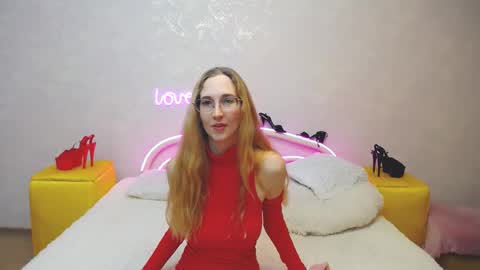 Klary online show from March 4, 2025, 4:20 pm