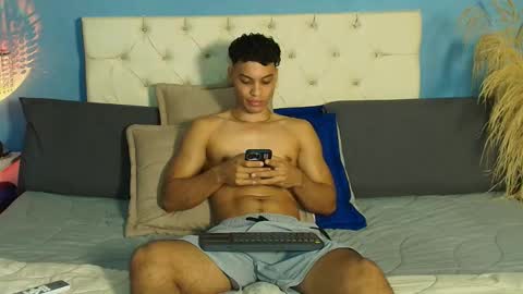 klaton__ online show from December 14, 2025, 1:00 am