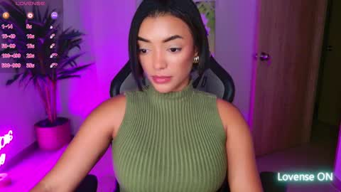 Christina online show from September 28, 2025, 1:11 am