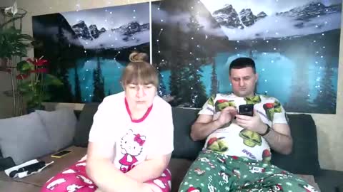 Kleosnow online show from February 4, 2025, 1:27 pm