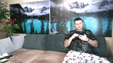 Kleosnow online show from February 9, 2025, 9:26 am