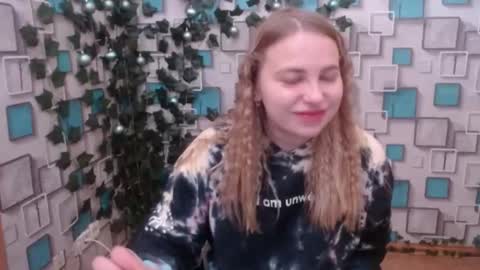 klerkarina online show from December 4, 2024, 6:11 am