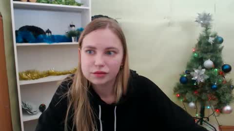 klerkarina online show from December 22, 2024, 9:11 am