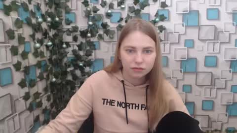 klerkarina online show from January 21, 2025, 6:33 am