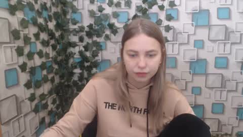 klerkarina online show from February 8, 2025, 5:51 am