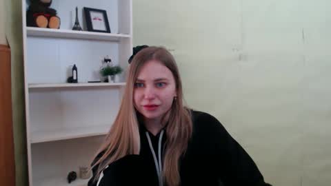 klerkarina online show from February 14, 2025, 6:34 am
