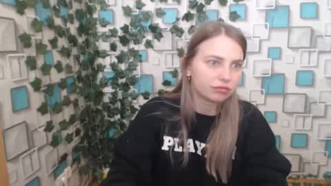 klerkarina online show from February 21, 2025, 9:02 am