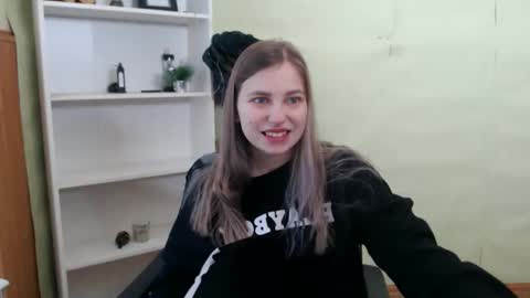 klerkarina online show from February 23, 2025, 5:34 am