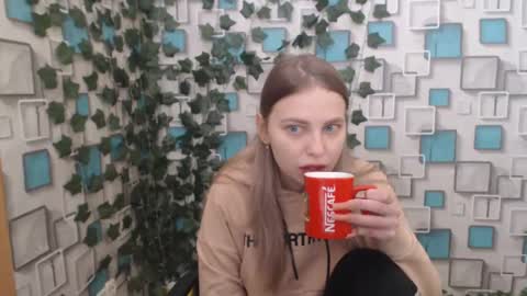 klerkarina online show from February 24, 2025, 5:54 am