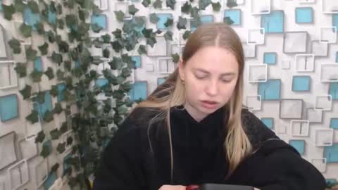 klerkarina online show from October 3, 2025, 5:59 am