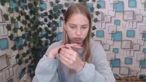 klerkarina online show from October 6, 2025, 5:05 am