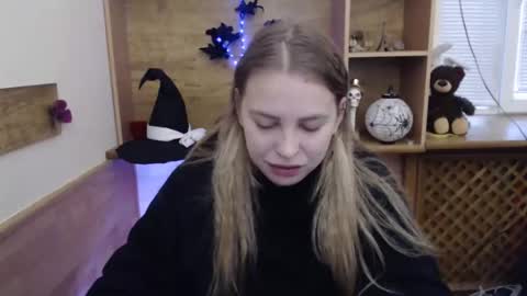 klerkarina online show from November 6, 2025, 5:52 am