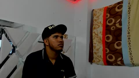 Snapshot of klever_haston chatting on December 1, 2025, 11:32 pm klever_haston online show from December 1, 2025, 11:32 pm