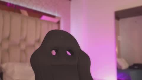   online show from January 16, 2026, 8:46 pm