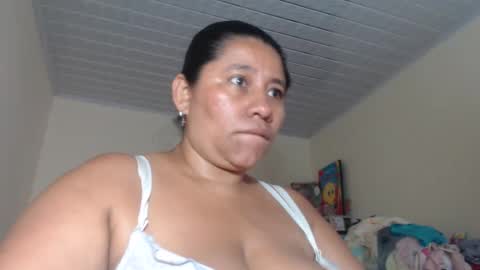 Kloe online show from February 17, 2025, 6:04 pm