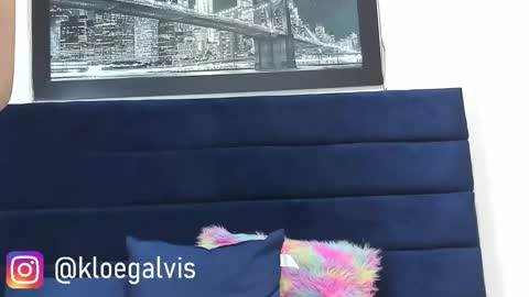 Snapshot of kloe_squirts chatting on October 2, 2025, 2:40 am KLOE online show from October 2, 2025, 2:40 am