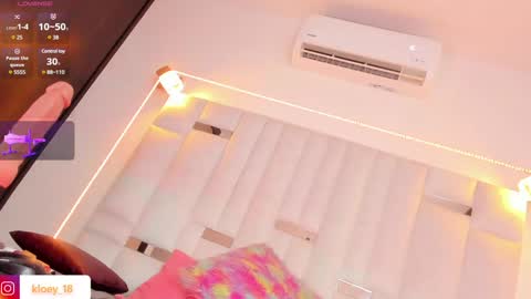 Kloey  online show from December 7, 2024, 12:13 pm