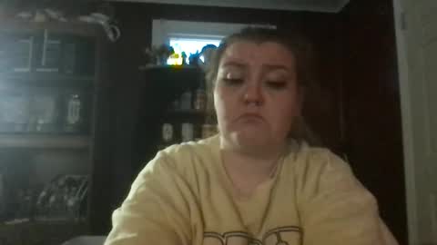 kmarie1196 online show from February 10, 2026, 11:09 pm