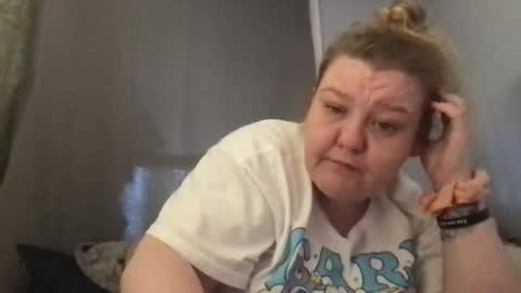 kmarie1196 online show from February 19, 2026, 6:04 pm