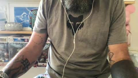 Snapshot of knicker76 chatting on August 9, 2026, 7:35 am knicker76 online show from August 9, 2026, 7:35 am