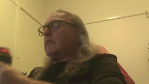 Snapshot of knobout chatting on July 30, 2026, 12:26 pm knobout online show from July 30, 2026, 12:26 pm