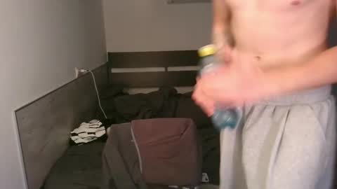 Adam online show from November 28, 2025, 9:50 pm