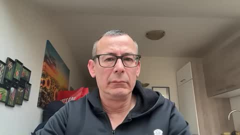 Snapshot of knusperhase1 chatting on April 13, 2026, 9:48 am knusperhase1 online show from April 13, 2026, 9:48 am