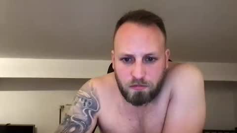 hugo online show from December 25, 2024, 2:35 am