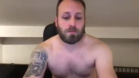 hugo online show from February 7, 2025, 9:37 pm