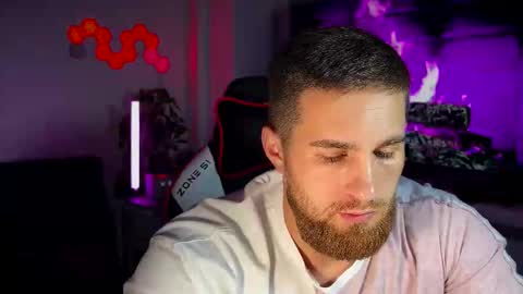 Sweet boy online show from December 18, 2025, 3:18 pm